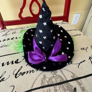 Petco Witch Hat with Green Hair Pet Hat Chin Strap Dog/Cat Costume One Size NEW